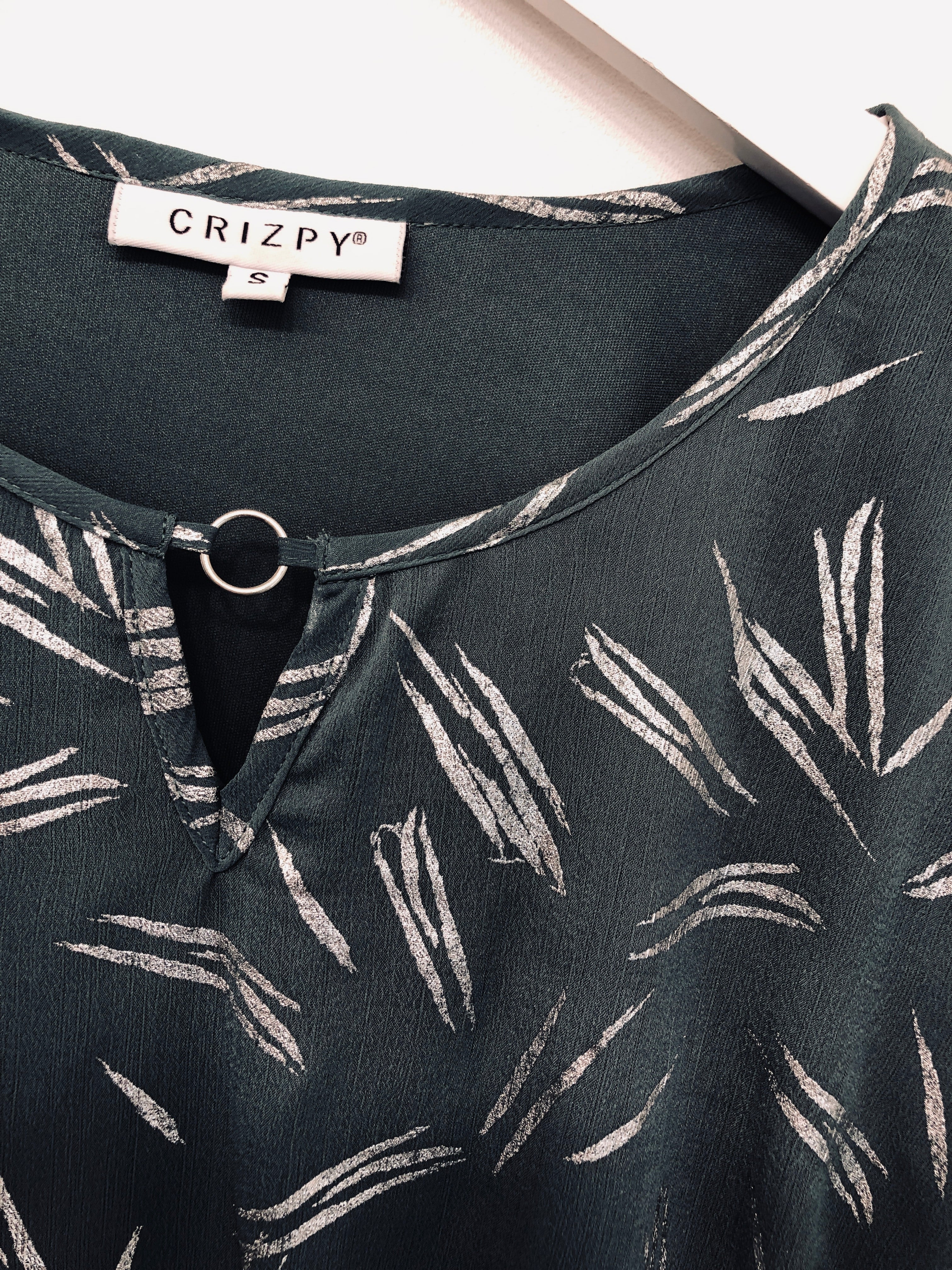 Crizpy T-shirt